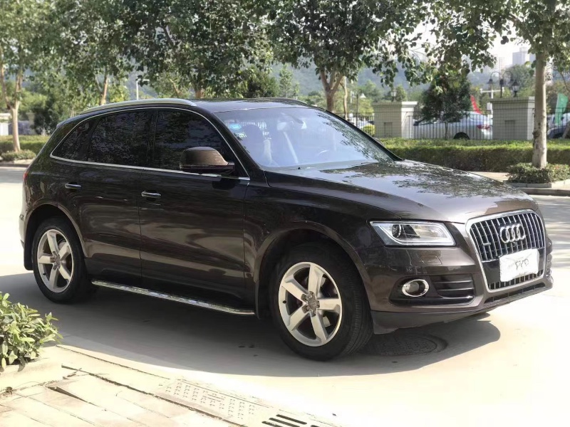 中山17年奥迪Q55