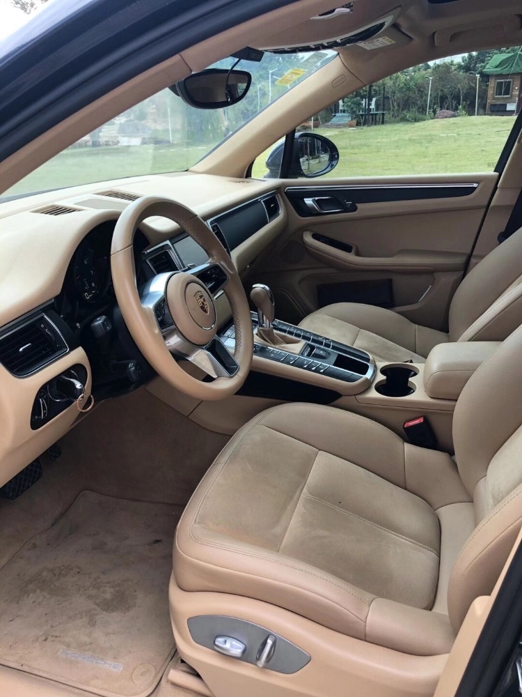 广州14年保时捷Macan4