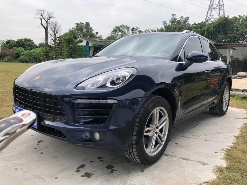 广州14年保时捷Macan2