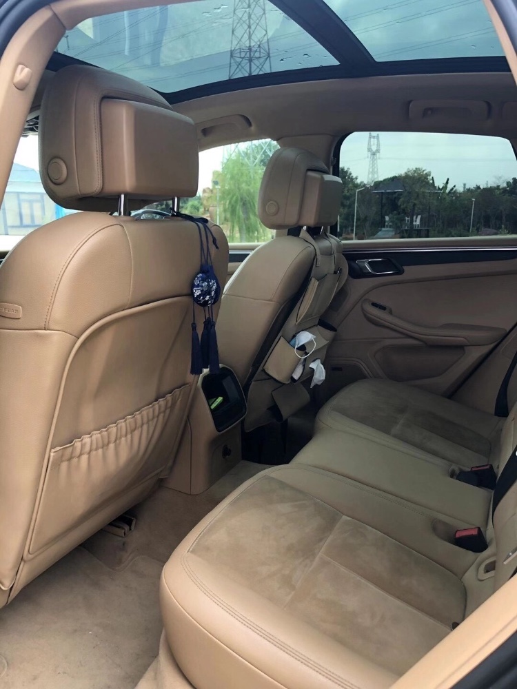 广州14年保时捷Macan7