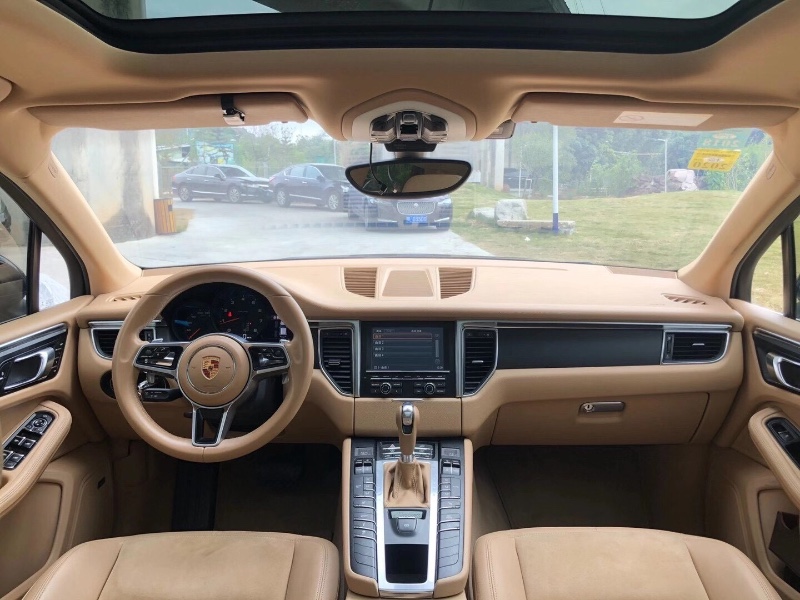 广州14年保时捷Macan6