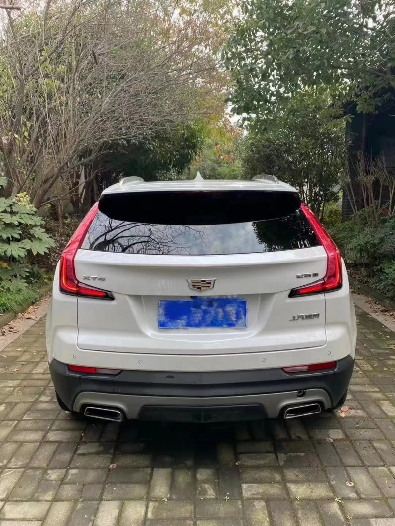 武汉19年凯迪拉克XT43