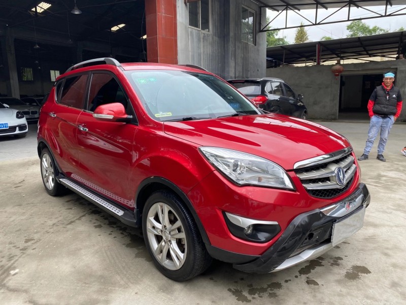 成都14年长安汽车长安CS353