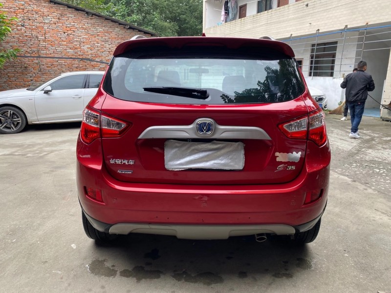 成都14年长安汽车长安CS358