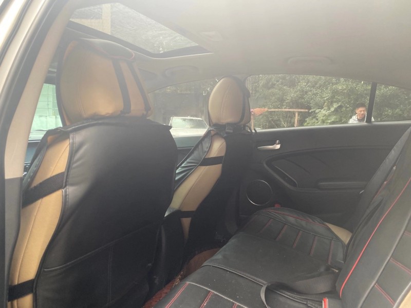 成都13年起亚K36