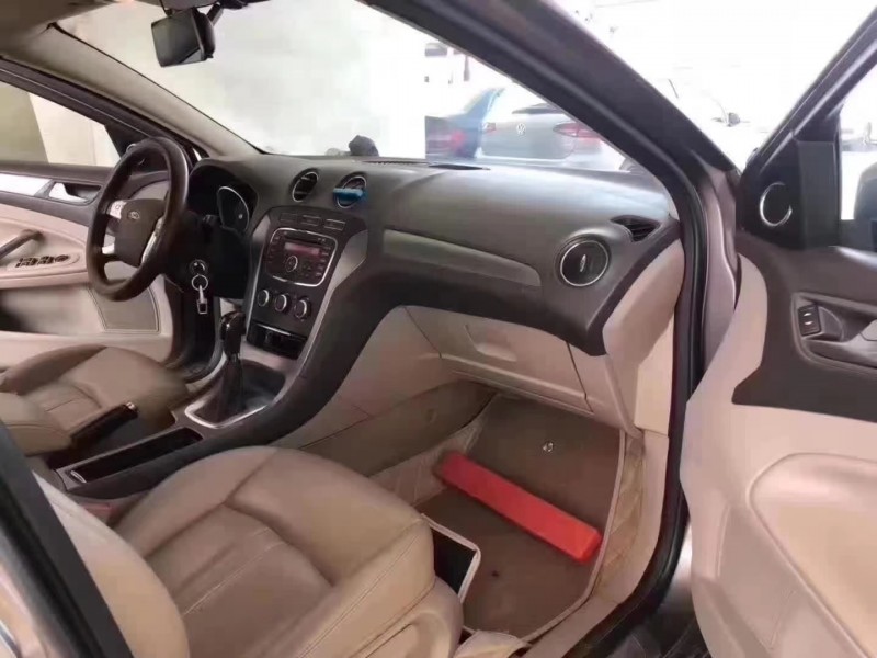 保定14年福特蒙迪欧4