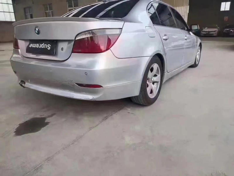 保定07年宝马5系7