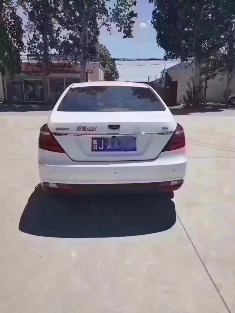 保定17年吉利帝豪5