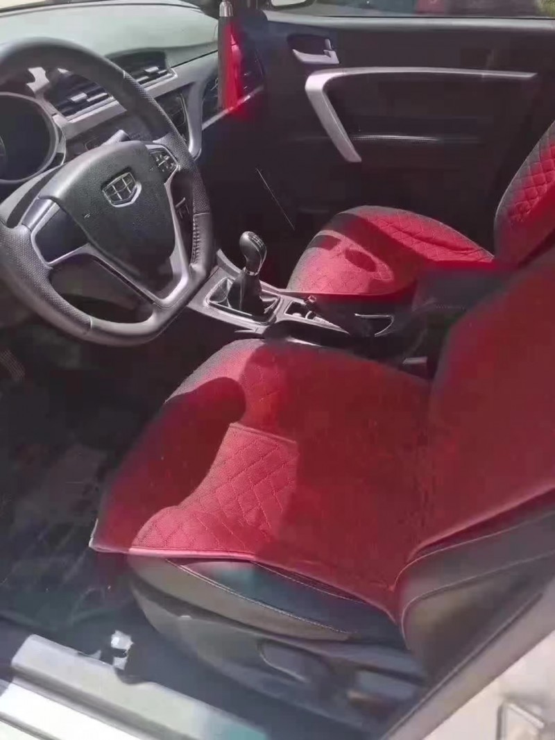 保定17年吉利帝豪1