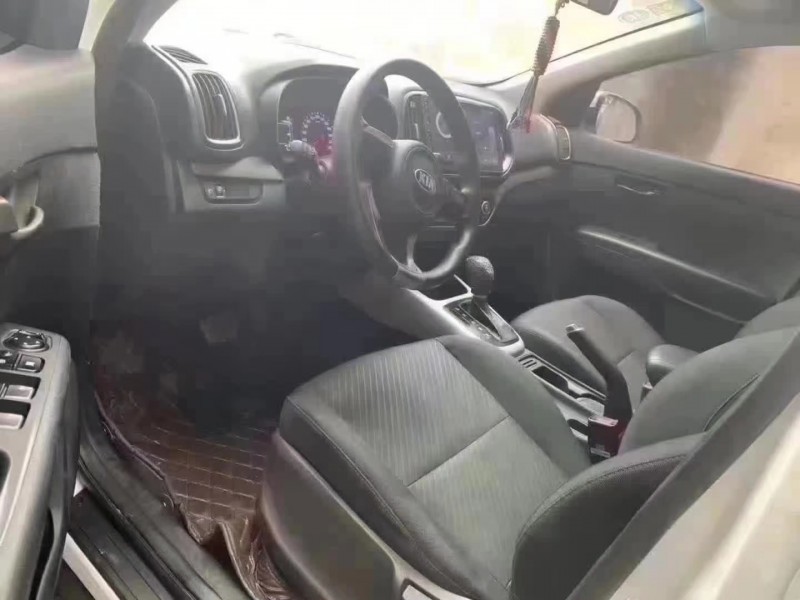 保定17年起亚K32