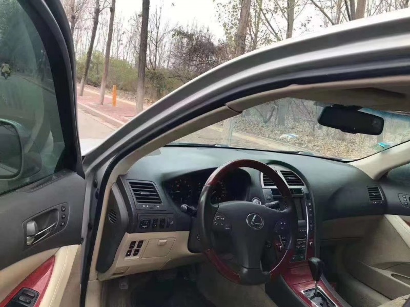 济南09年雷克萨斯ES1