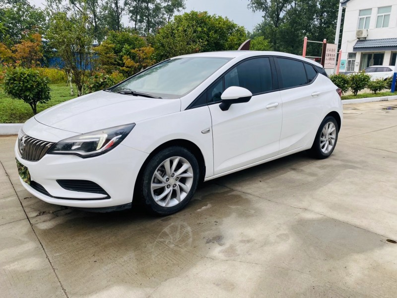 徐州16年别克威朗7