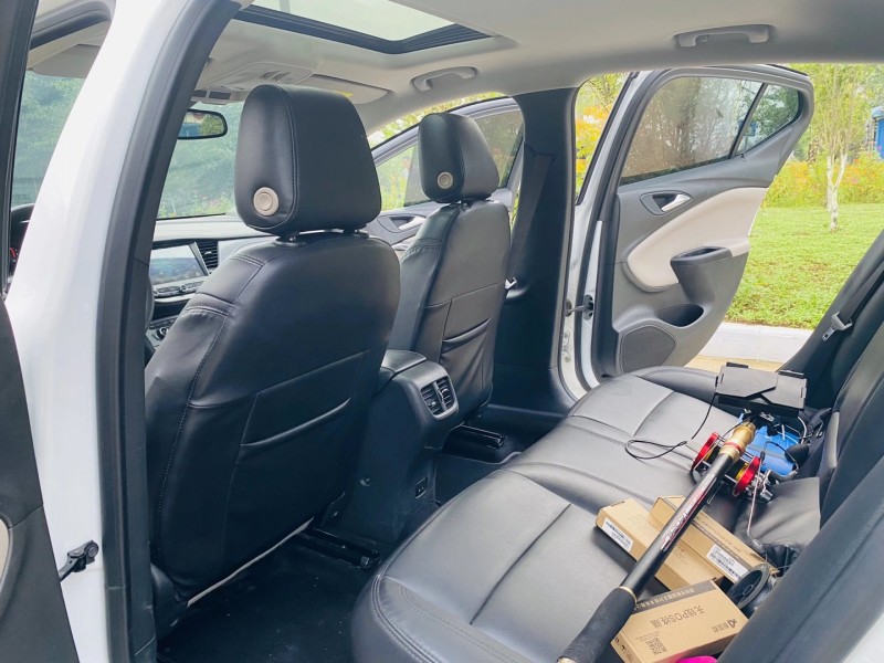 徐州16年别克威朗3