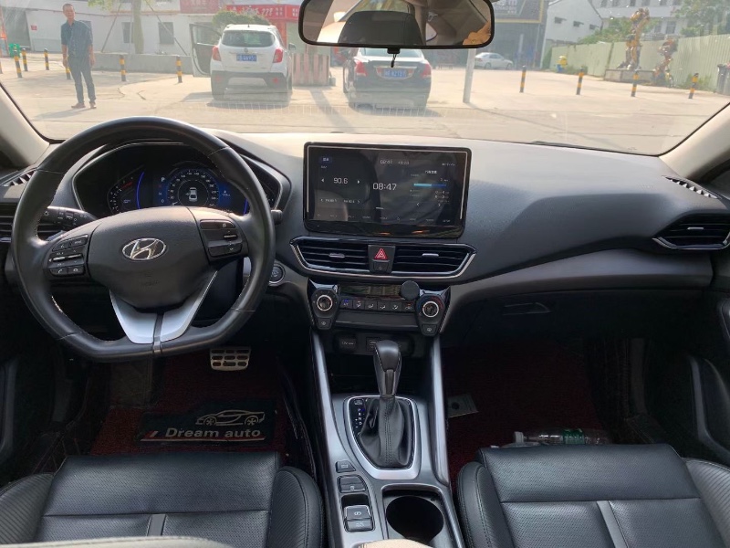 广州19年现代菲斯塔4