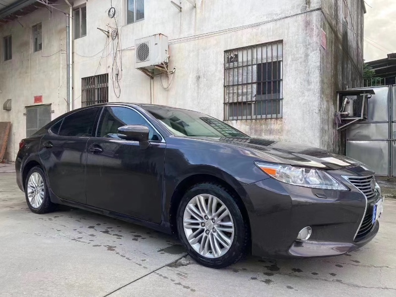 江门13年雷克萨斯ES1