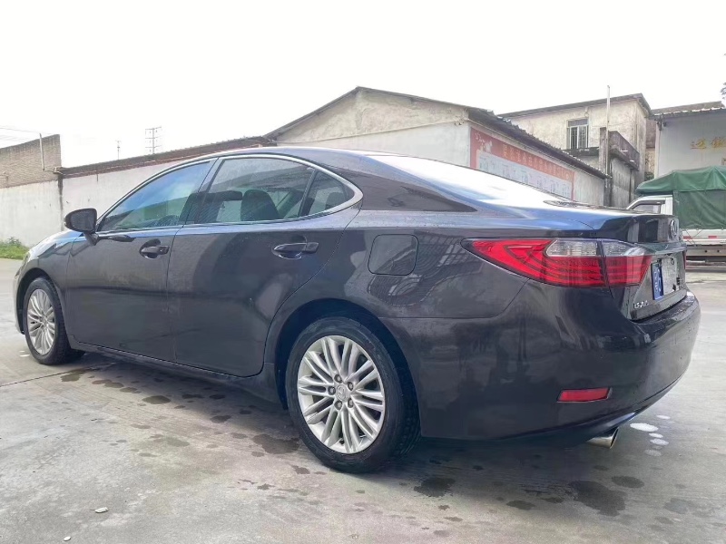 江门13年雷克萨斯ES7