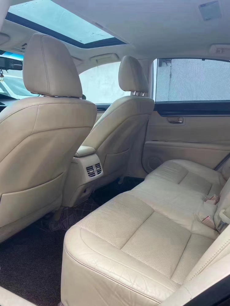 江门13年雷克萨斯ES5