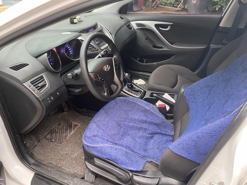 成都17年现代朗动6