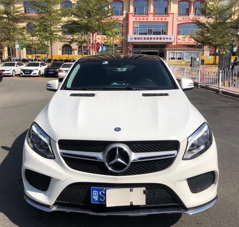 广州17年奔驰GLE9