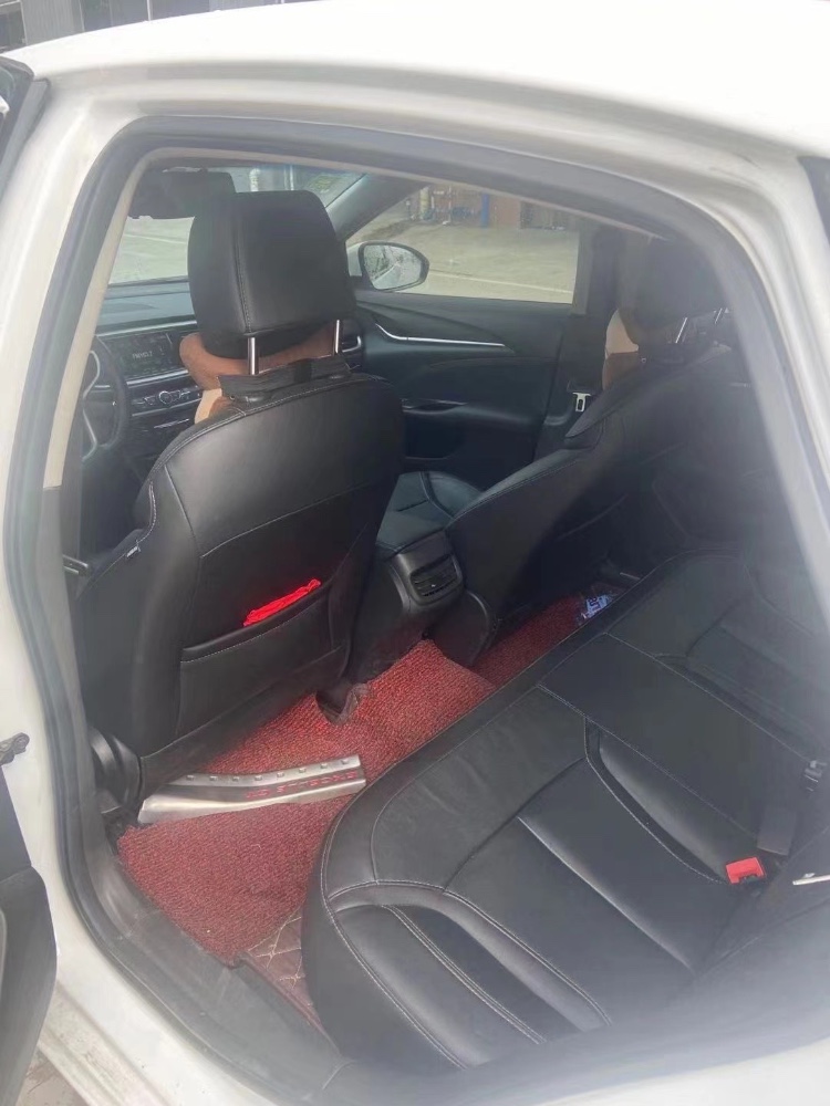 东莞19年别克英朗6