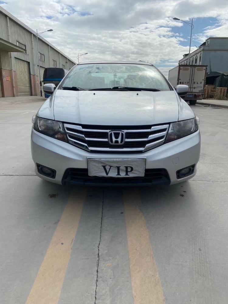 东莞12年本田锋范1