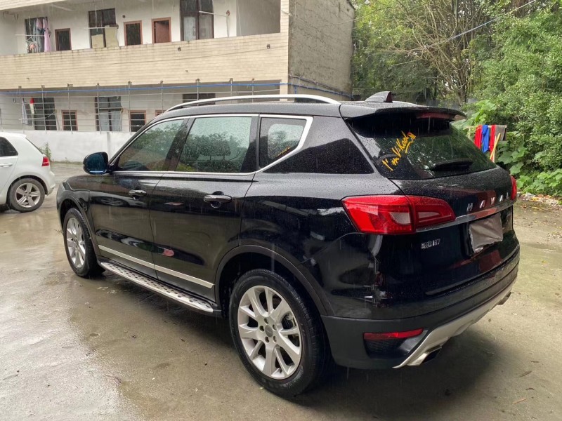 成都16年长城哈弗H78