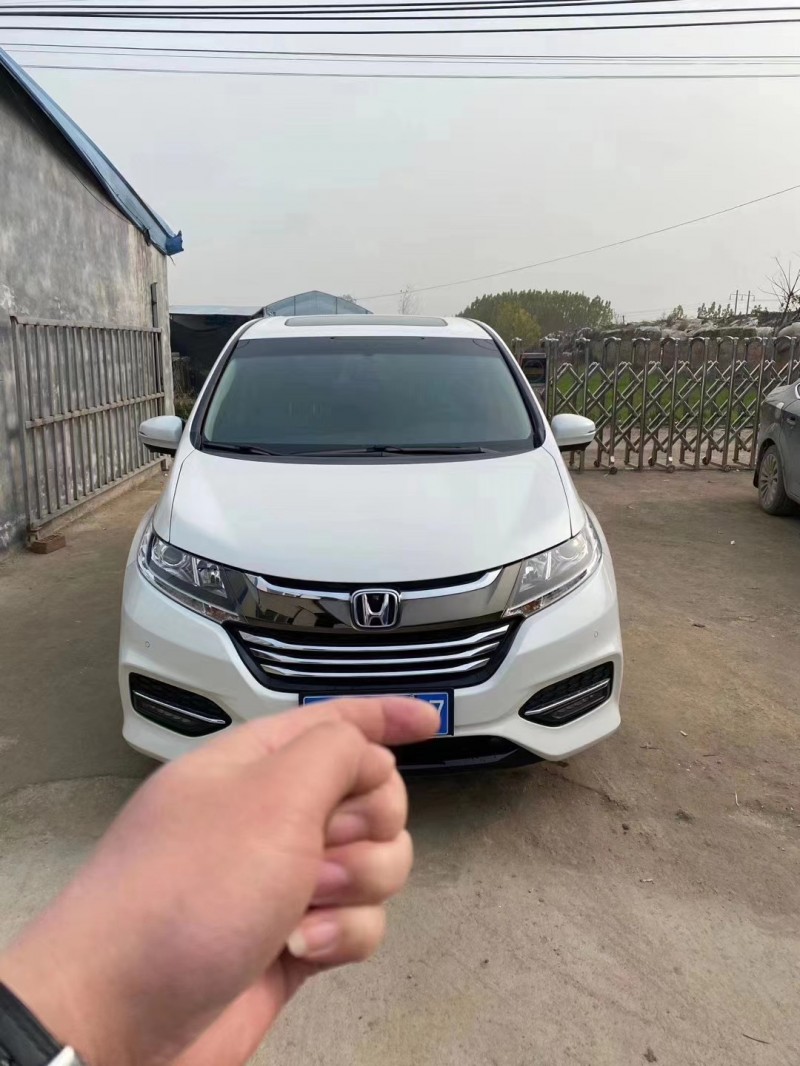 青岛18年本田奥德赛1