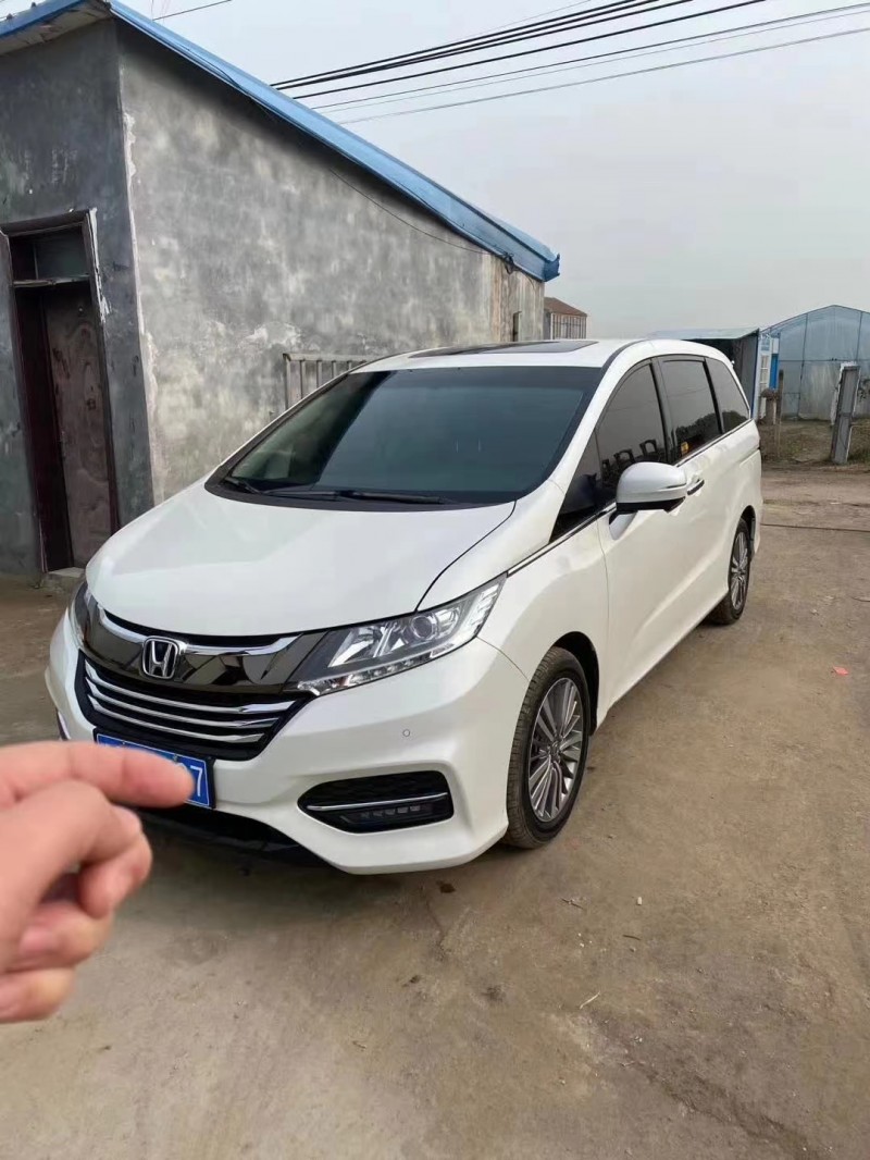 青岛18年本田奥德赛2