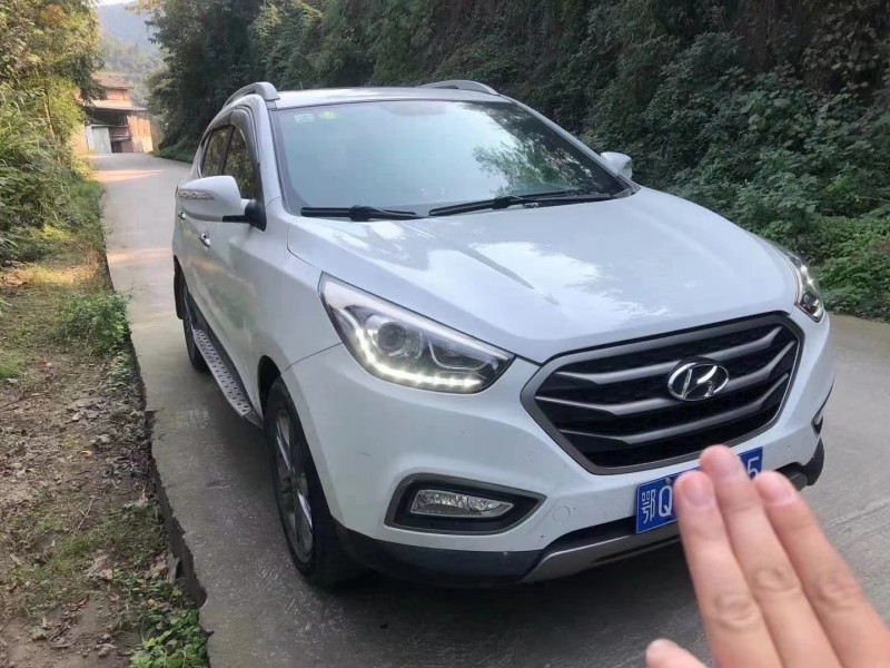 成都14年现代ix352