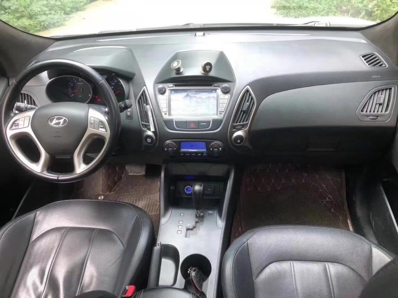 成都14年现代ix356