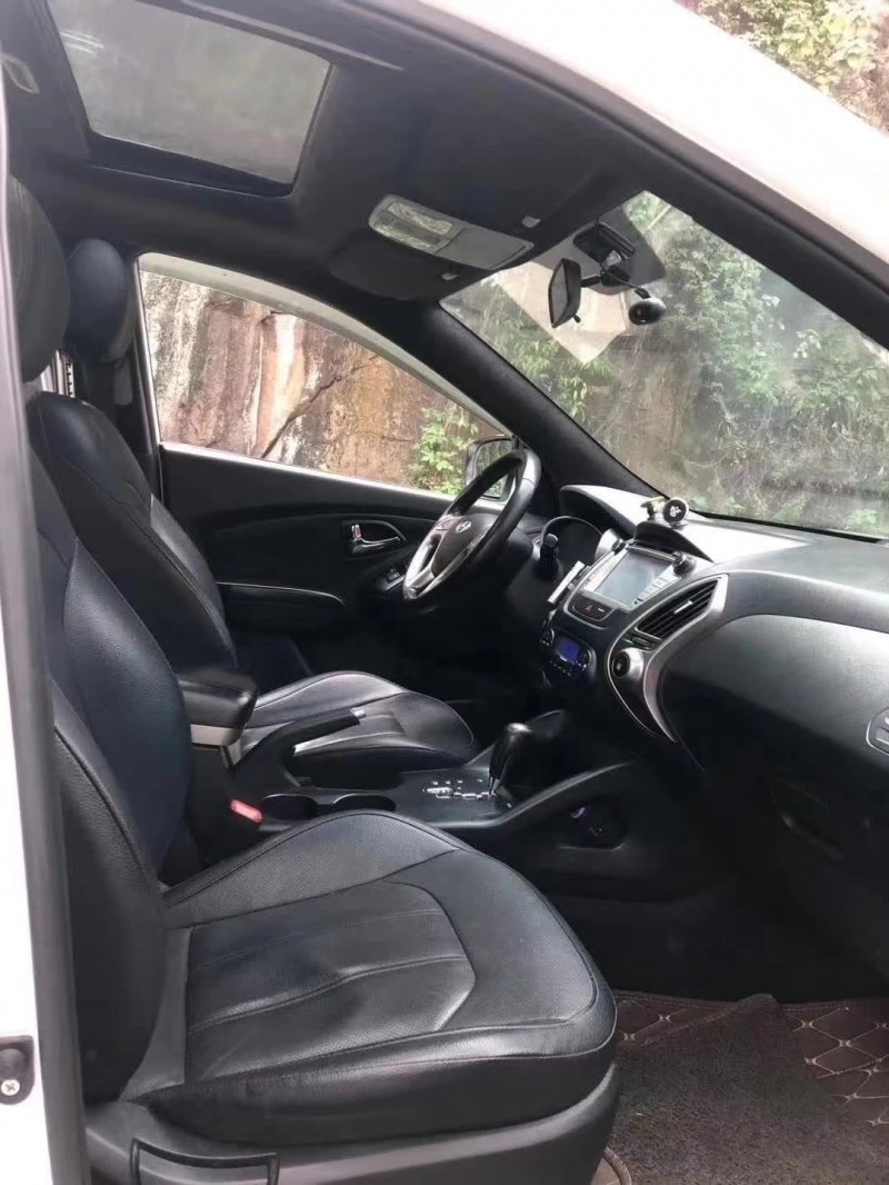 成都14年现代ix357