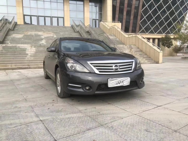 日照11年日產天籟2