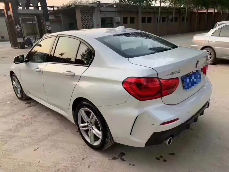 保定20年宝马1系5