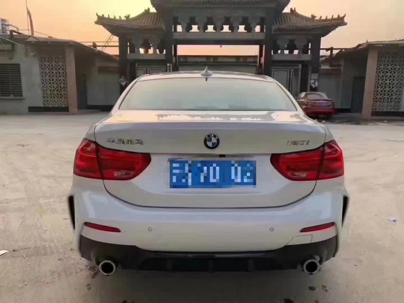 保定20年宝马1系4