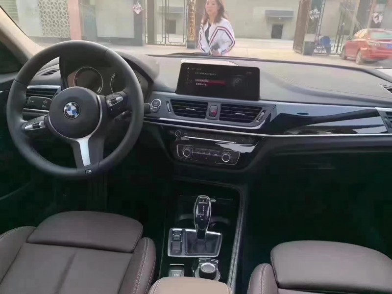 保定20年宝马1系2