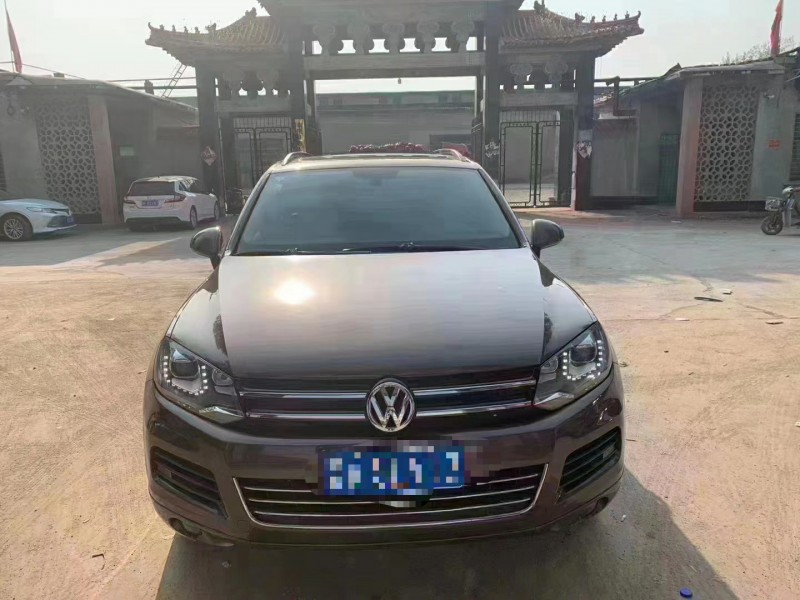 保定12年大众途锐8