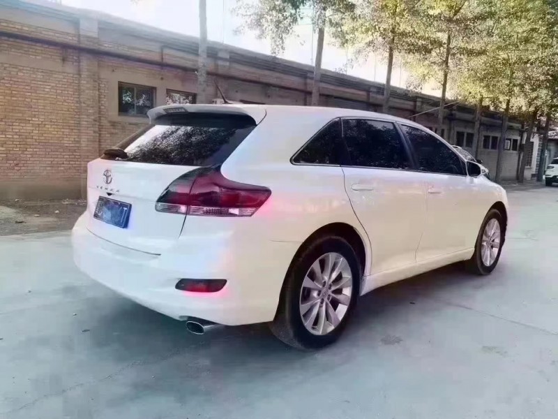 保定14年丰田威飒4