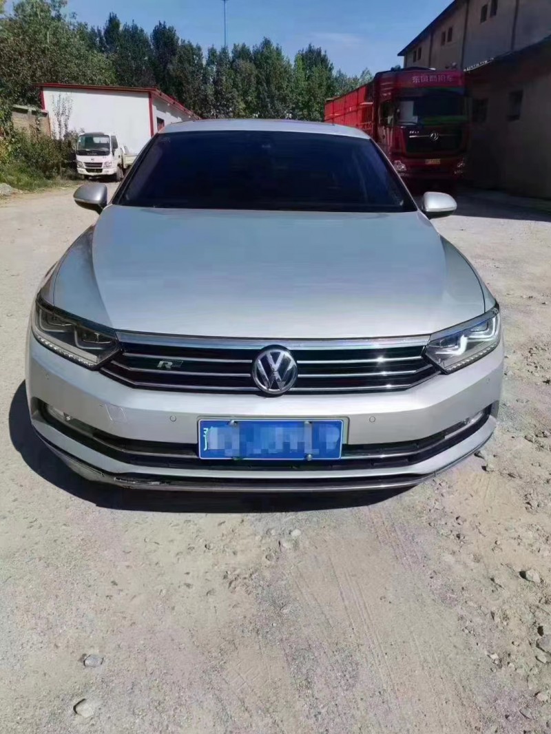 保定17年大众迈腾7