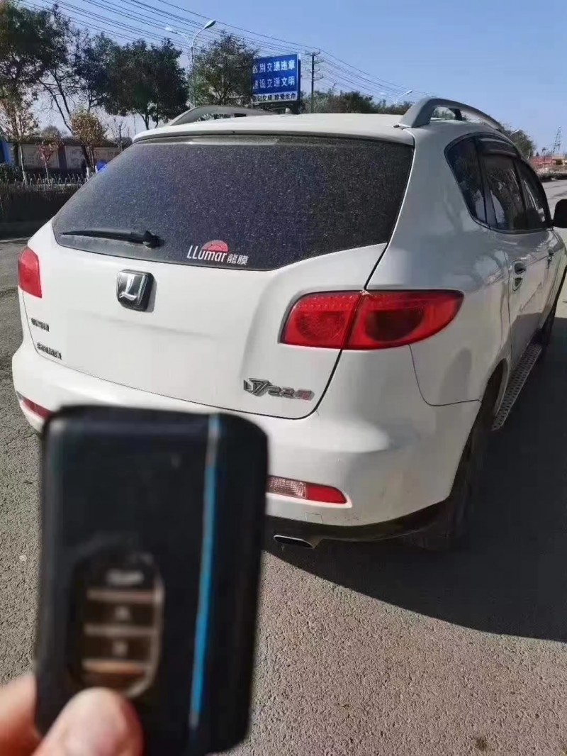 蘭州12年納智捷大7 MPV2