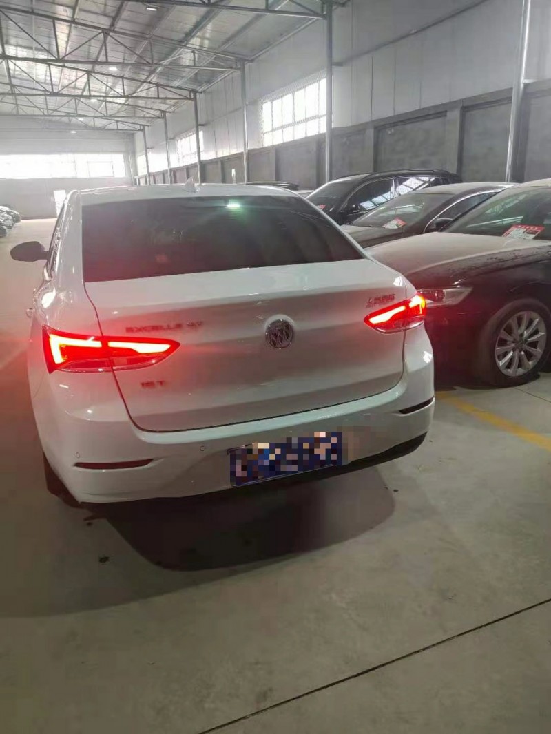 保定20年别克英朗5