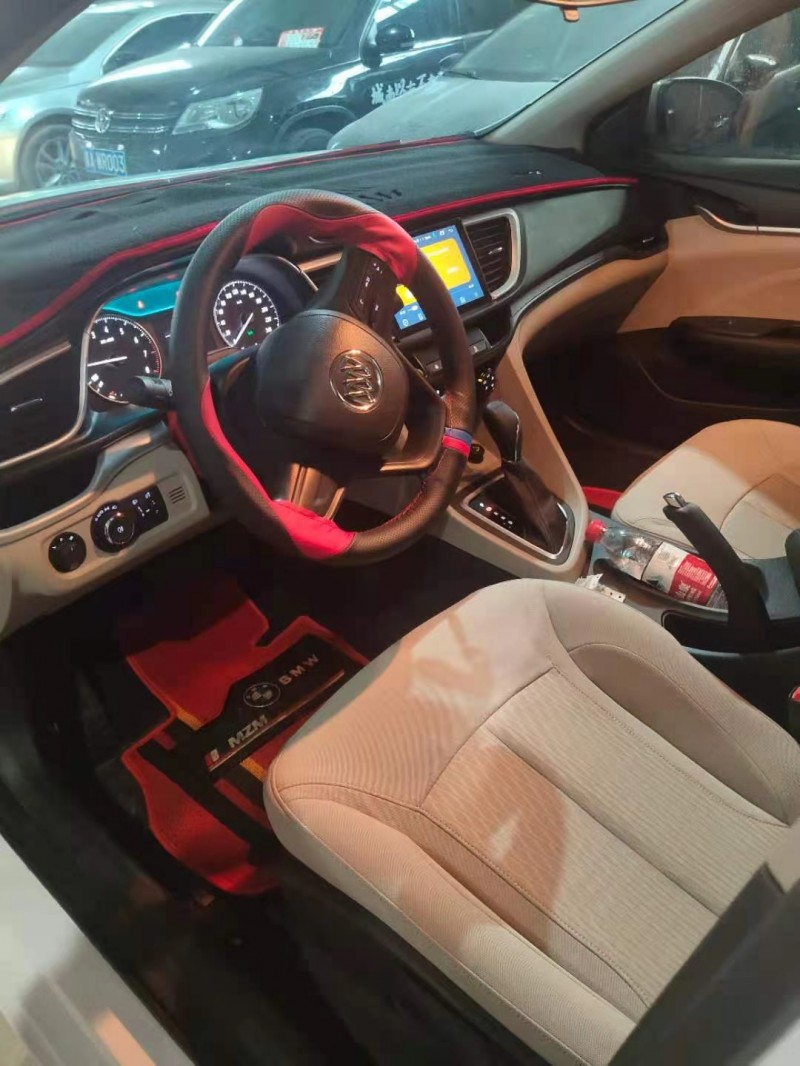 保定20年别克英朗3