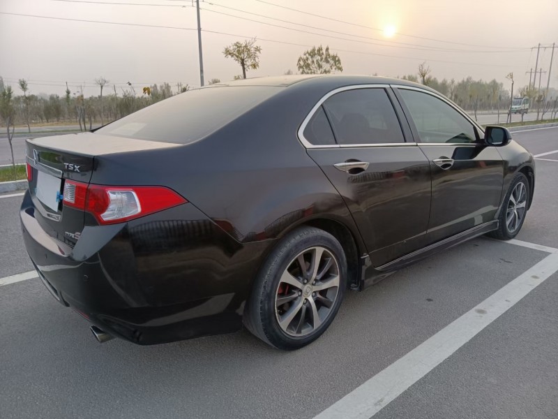 烟台12年本田思铂睿9