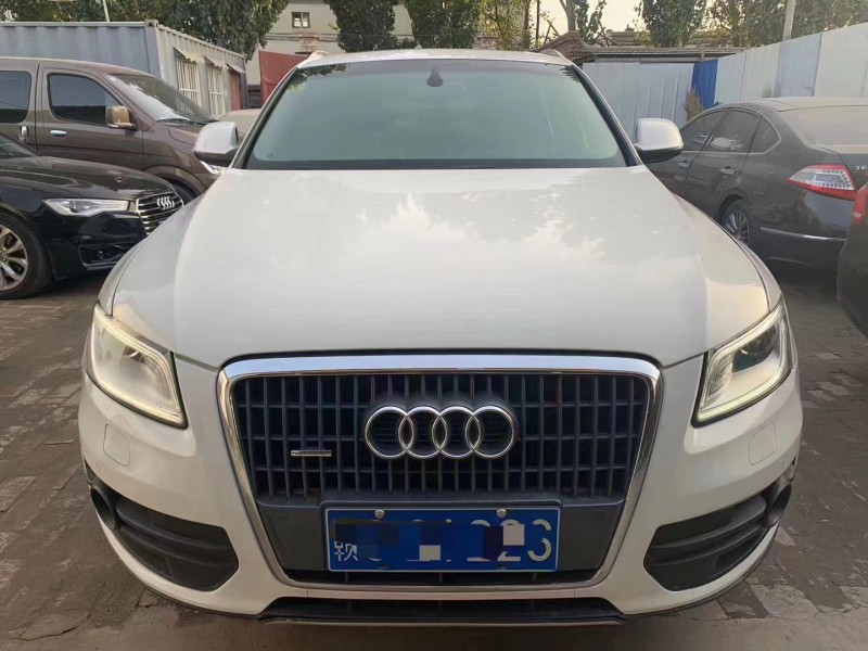 保定12年奥迪Q58