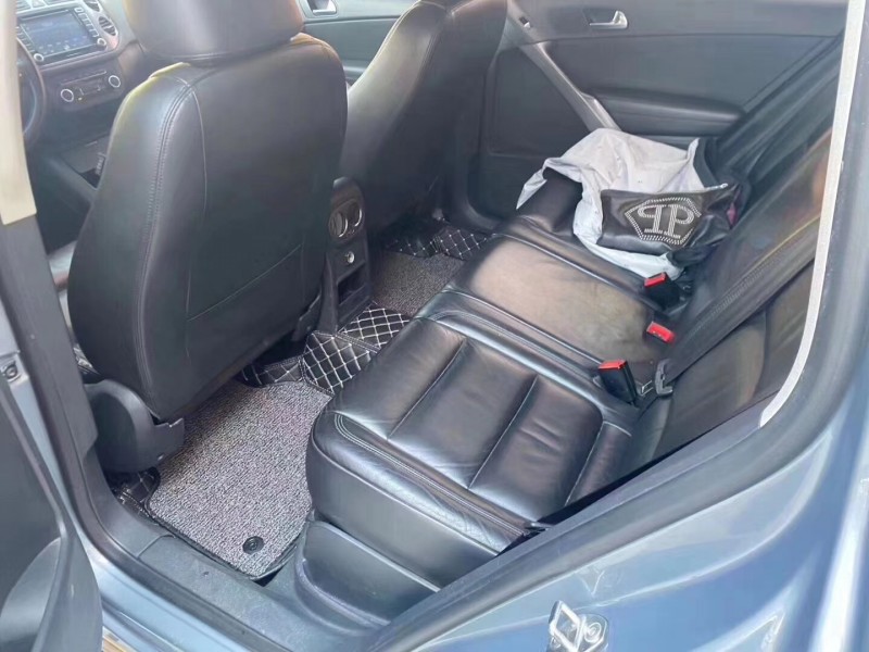 济南11年大众途观7