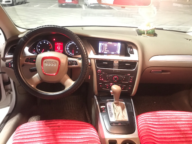 泰州12年奥迪A4L3