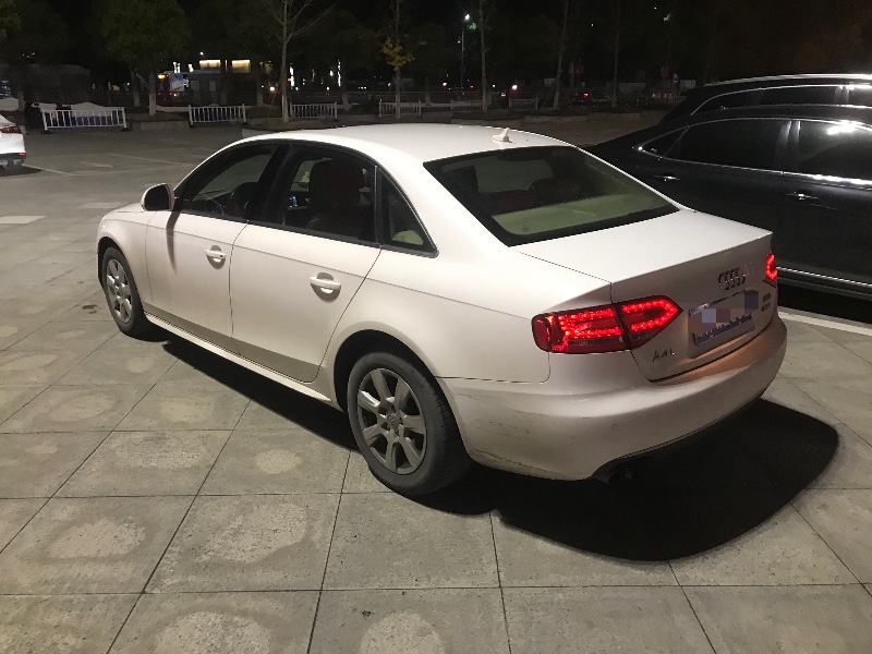 泰州12年奥迪A4L5