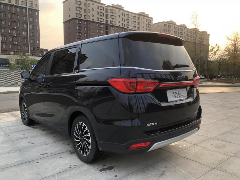 北京20年长安汽车长安欧尚8