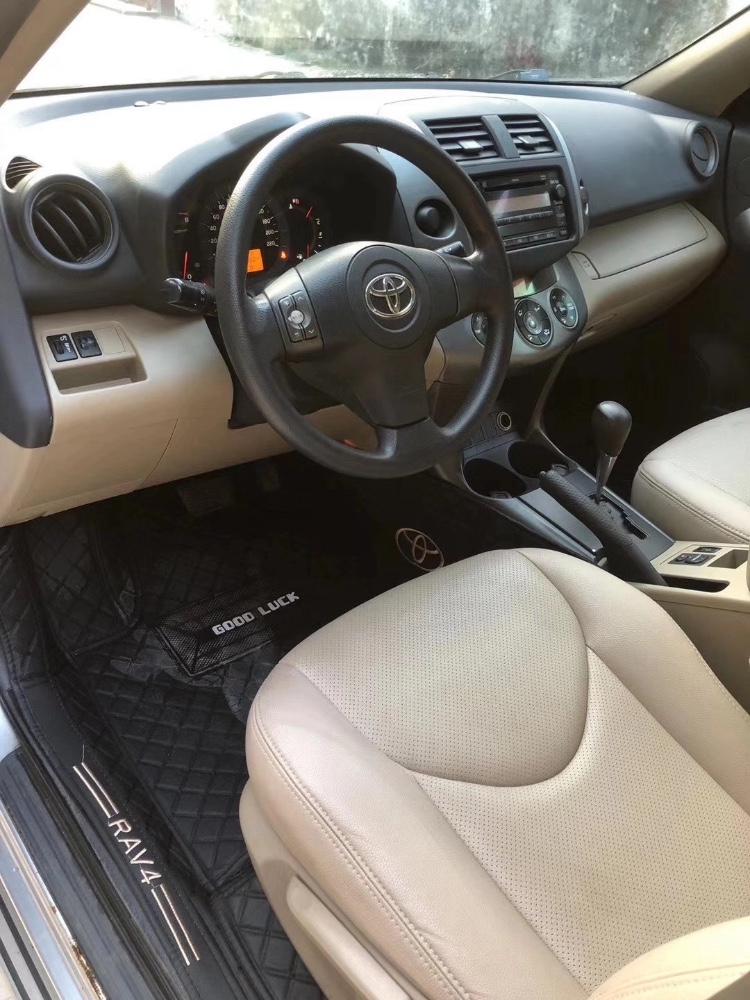 江门12年丰田RAV44