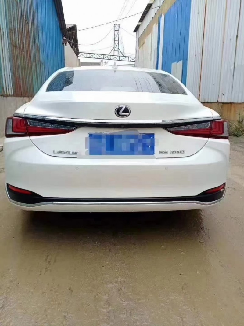 宜昌19年雷克薩斯ES7
