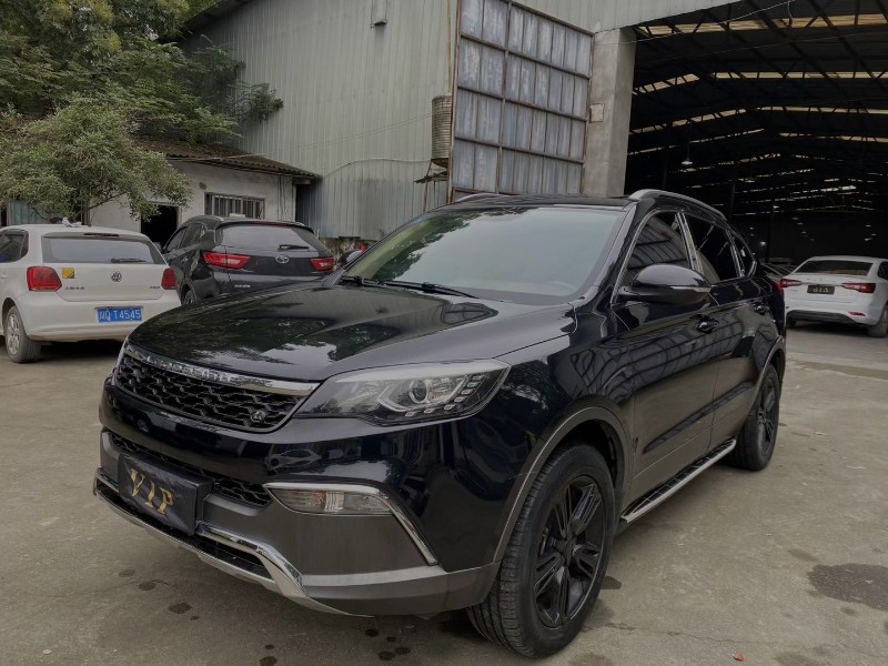 成都18年獵豹汽車CS101